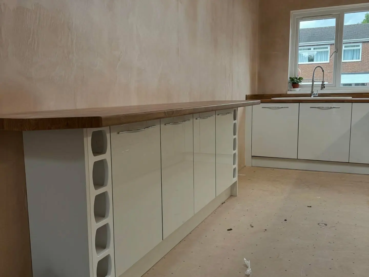 House refurbishment London kitchen after - modern fitted kitchen North London